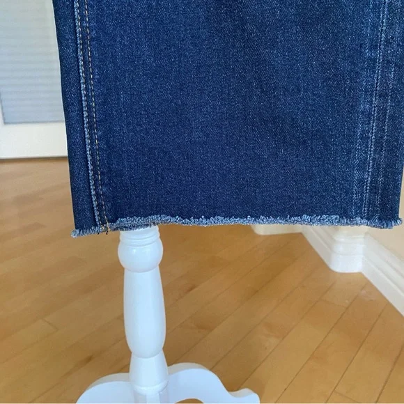 La Vie Rebecca Taylor High Rise Cropped Raw Hem Blue Jeans - Picture 4 of 8